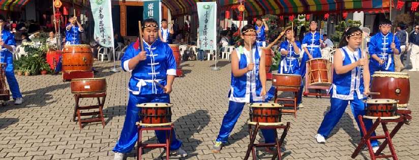 鼓樂隆隆磅礡～臺南慈濟高中太鼓校隊受邀到安平聯絡處、安平家樂福演出。(20190217)