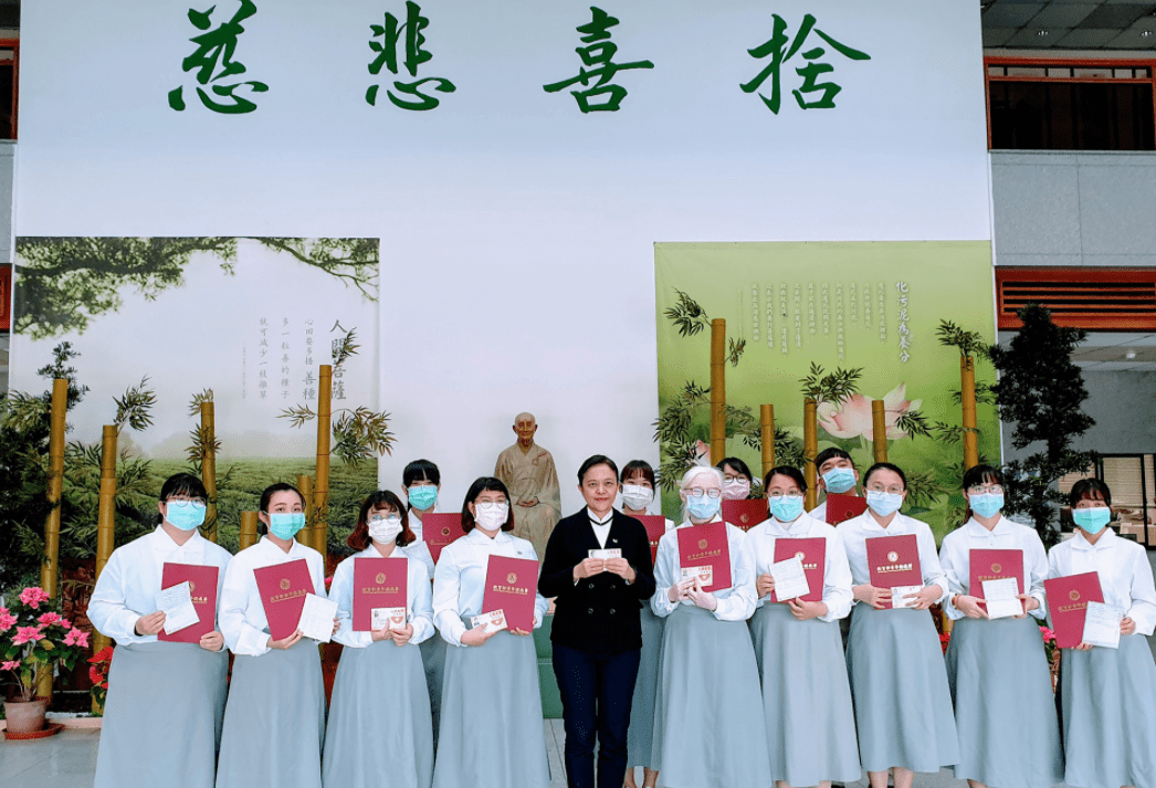落實志工精神 慈大表揚青學獎績優團隊及學生