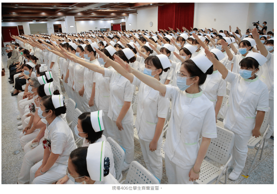 慈科大加冠典禮 406位護生將踏入臨床實習